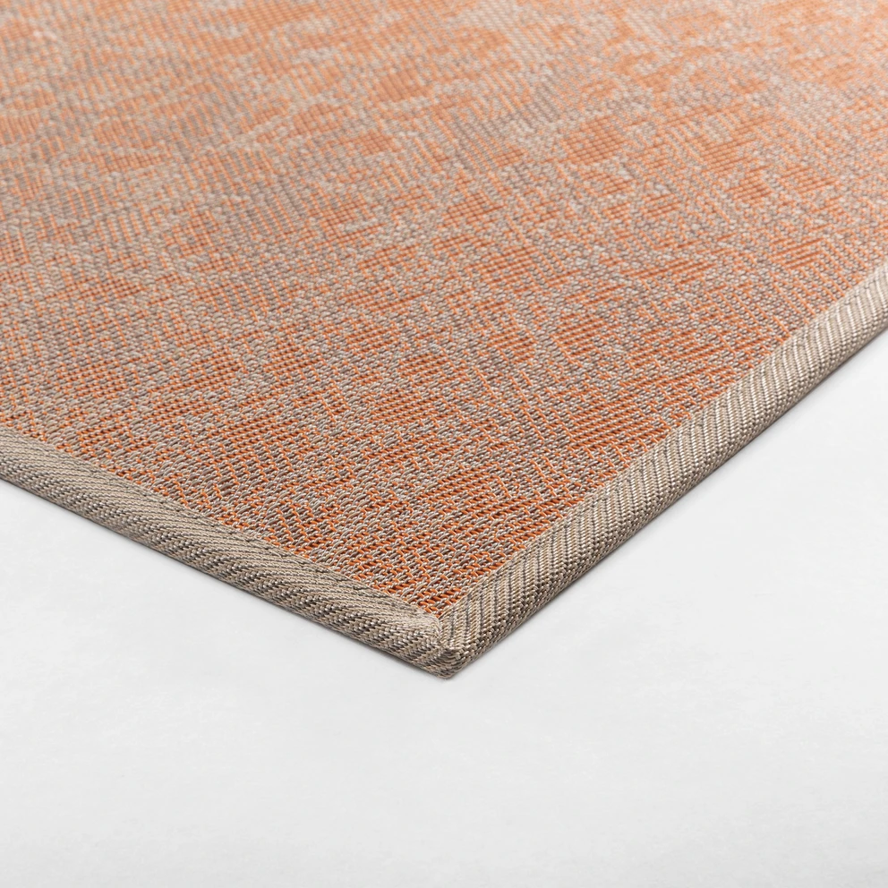 2TEC2 | Rugs